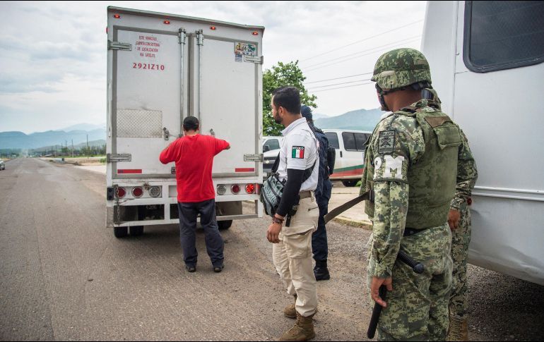 Localizan a 65 migrantes de la India abandonados en Veracruz