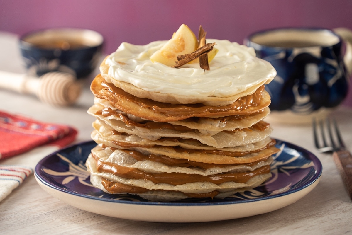 Buñuelos fáciles con dulce de leche