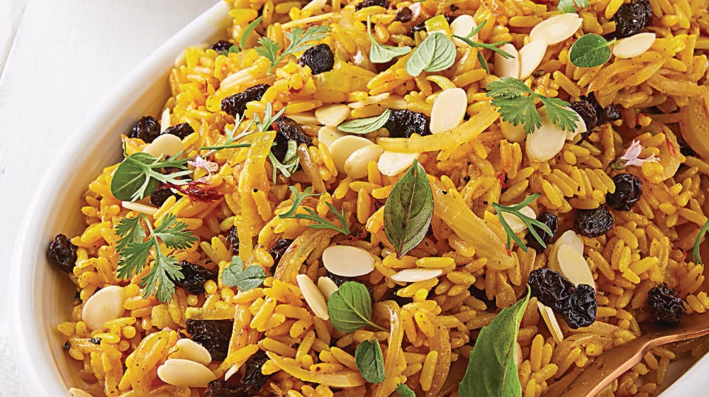 Arroz amarillo con chabacano y almendra